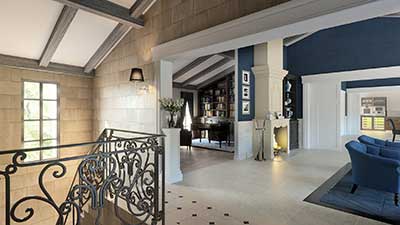 3D Photo of a real estate project of the living room of a luxurious villa in Île-de-Ré.